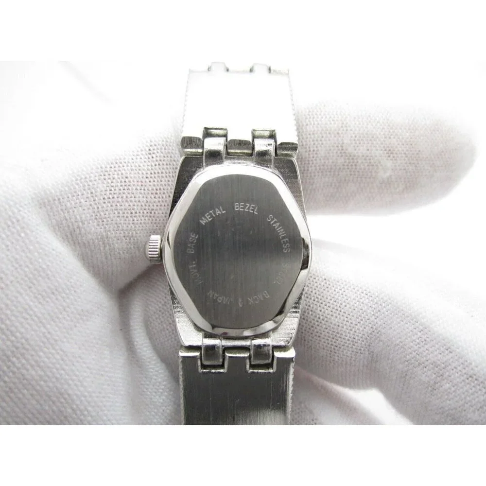 Women Novelle Quartz WR Analog 21mm Dial Causal Tank Style Watch (G446)